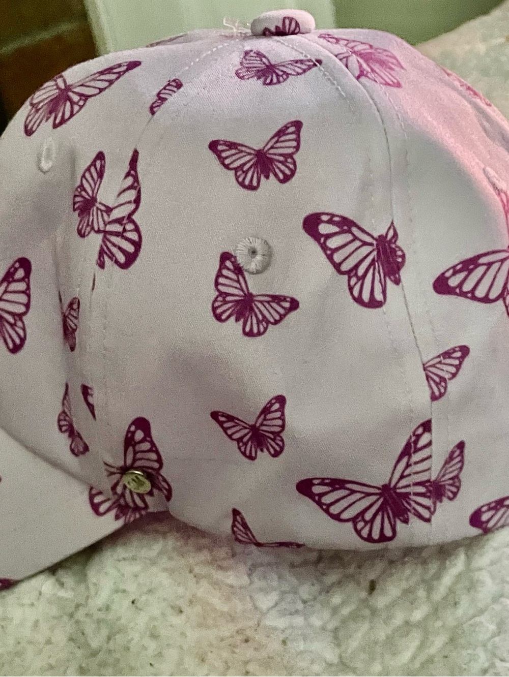 Steve Madden Lilac Butterfly Print baseball cap. New!!!! - Picture 3 of 6